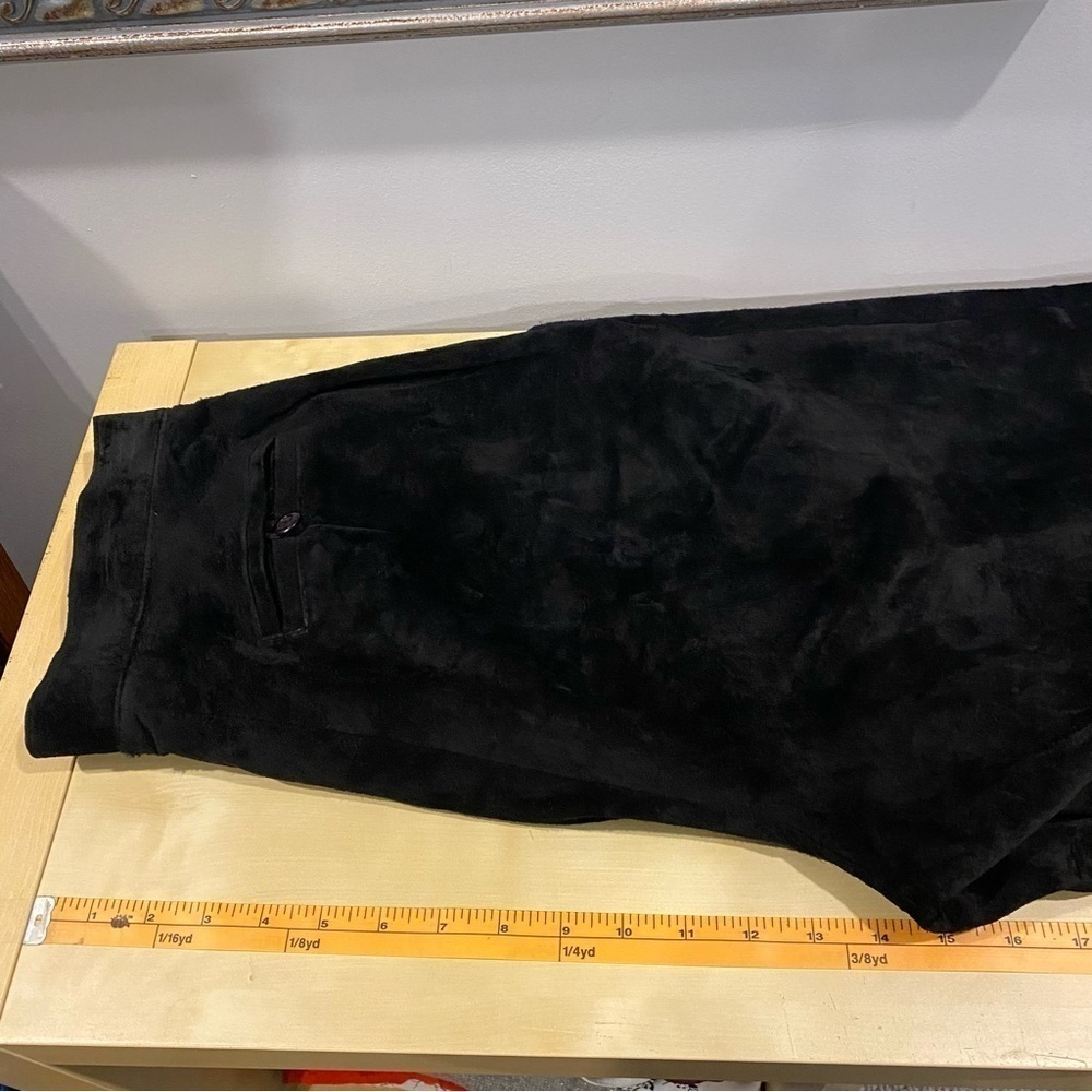 Danier • vintage black suede tapered trousers - Picture 10 of 11